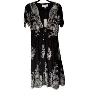 Superfoxx Dress Womens Medium Black White Embroidered Floral‎ Boho Midi Button